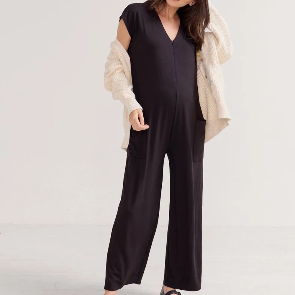 HATCH MATERNITY “Charlotte” Black V-Neck Wide-Leg Jumpsuit Size 1 (Small)